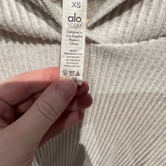 Alo cropped sweater - Picture 3 of 4